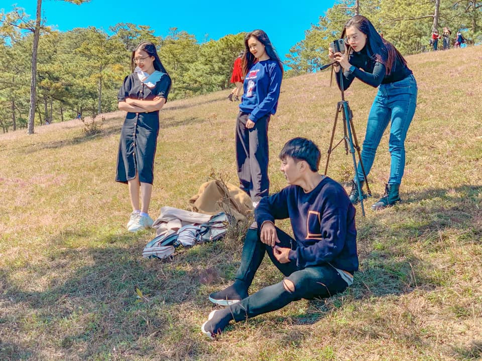 Nhóm bạn chụp bộ ảnh đẹp như phim ở Đà Lạt ảnh 15