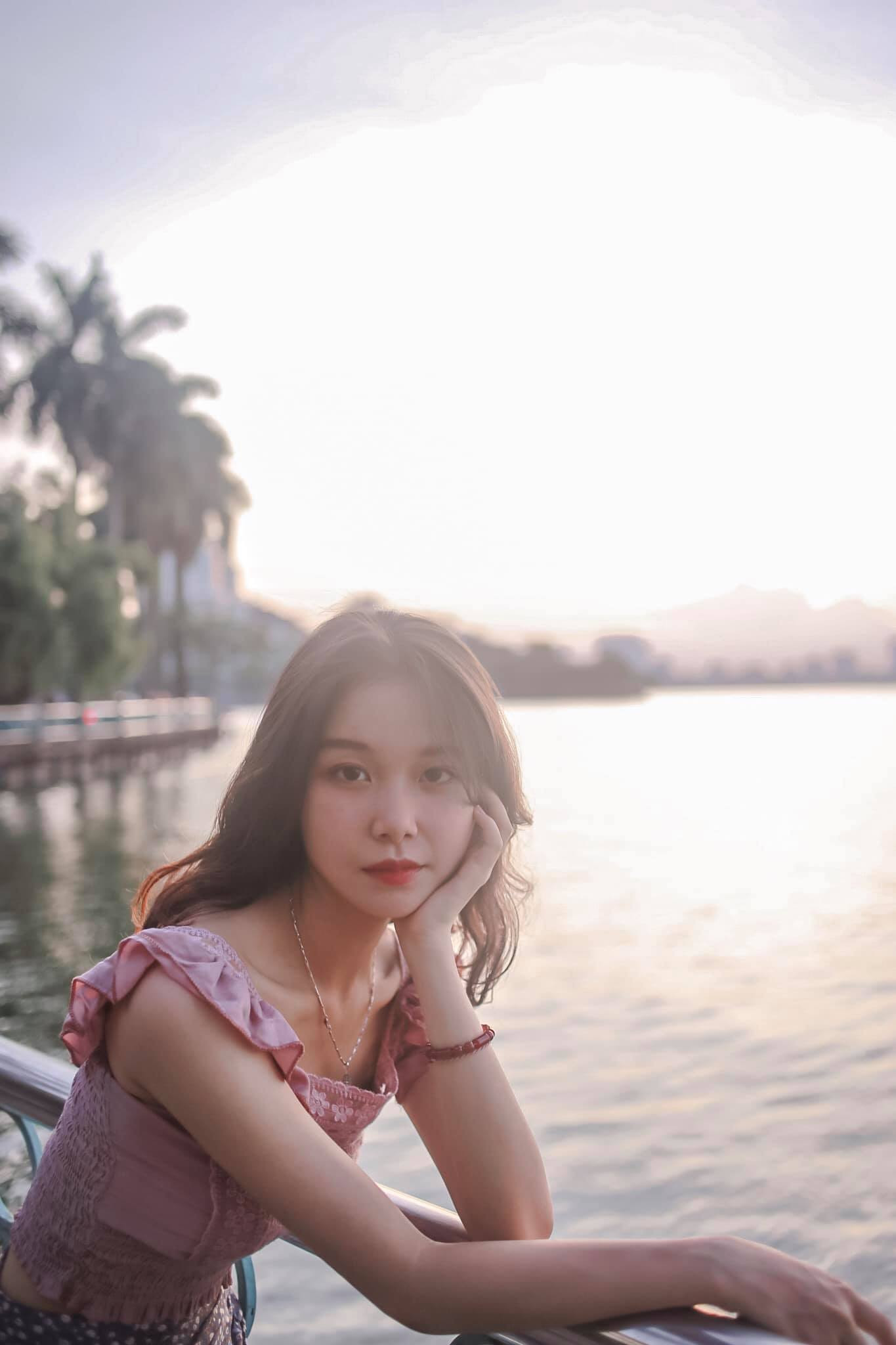 Nữ thủ khoa học ngành trinh sát 'gây thương nhớ' với nét đẹp trong trẻo ảnh 12