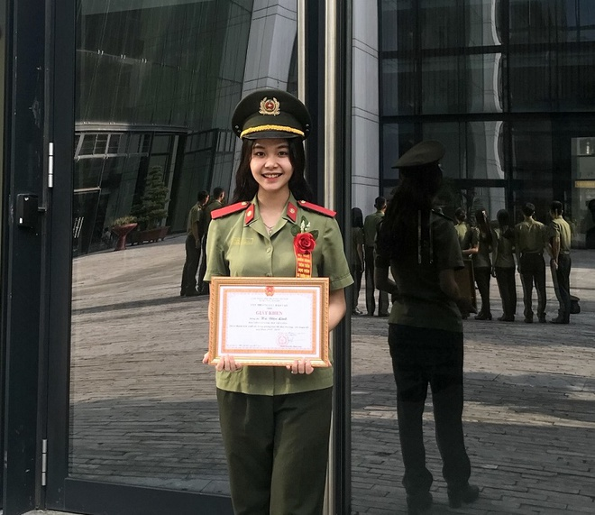 Nữ thủ khoa học ngành trinh sát 'gây thương nhớ' với nét đẹp trong trẻo ảnh 3