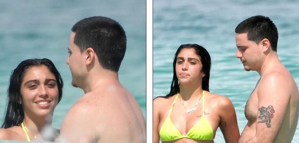 Con gái 9x của Madonna nóng bỏng âu yếm bạn trai trên biển ảnh 5