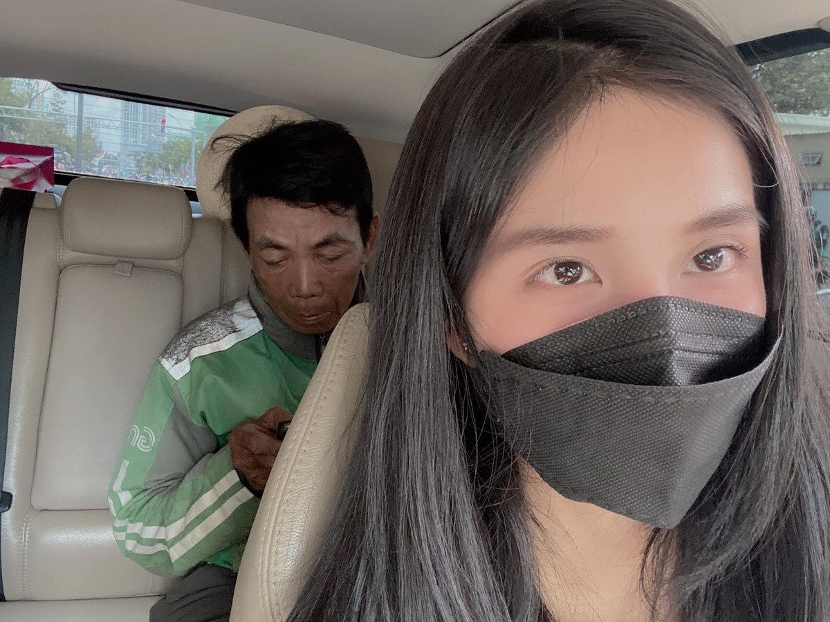 Cô gái giúp người nghèo khắp TP.HCM: 'Thấy ấm lòng vì được nhiều người tin tưởng' ảnh 2