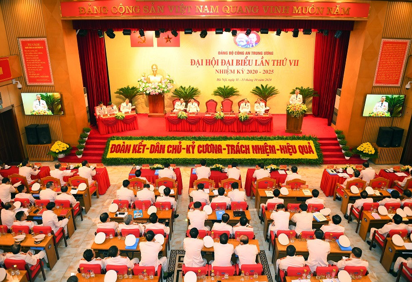 Thủ tướng Nguyễn Xuân Phúc chỉ đạo Đại hội Đảng bộ Công an Trung ương ảnh 2