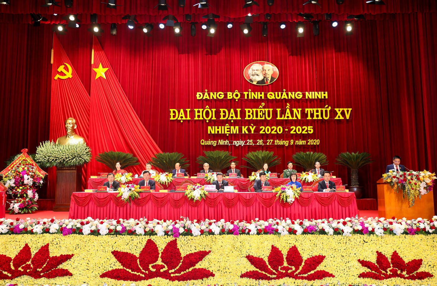 Chủ tịch Quốc hội: Lựa chọn nhân sự lấy đức làm gốc ảnh 2