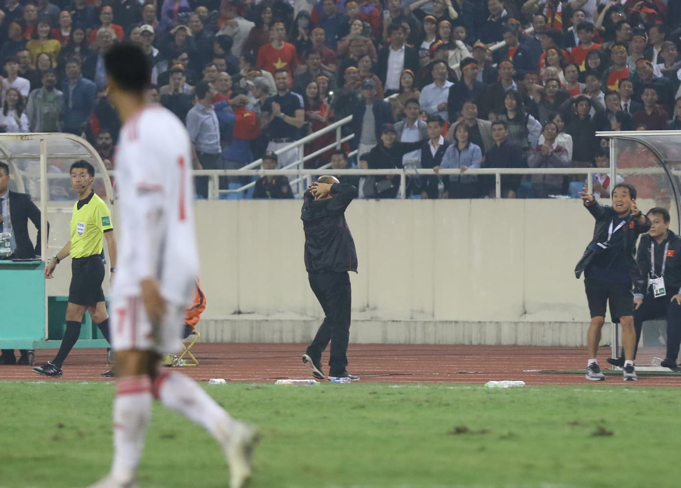 Hú hồn với... HLV Park Hang Seo ảnh 7