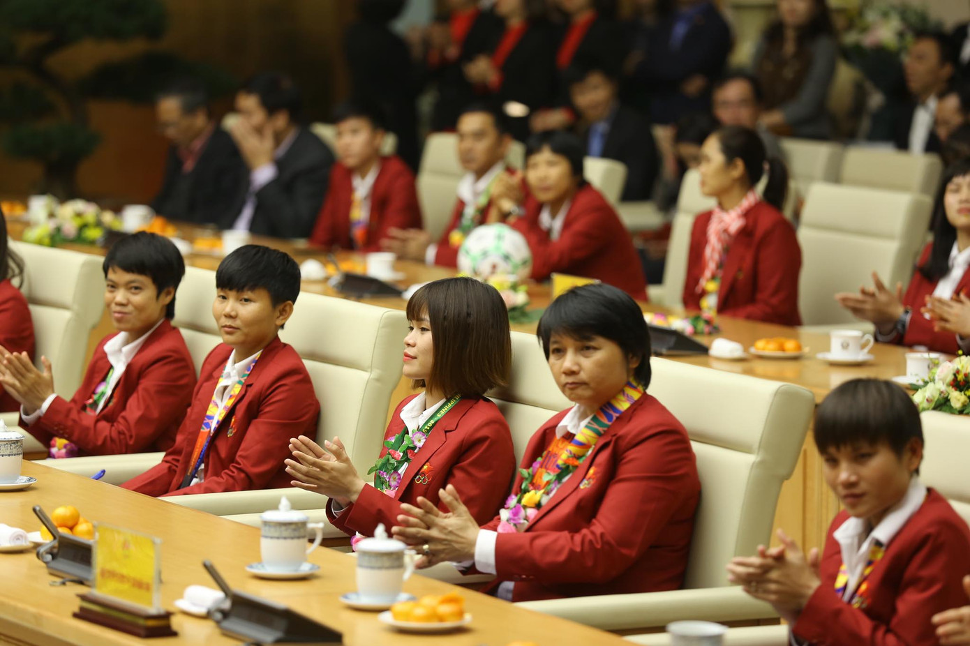 Hai đội tuyển bóng đá dự lễ mừng công của Thủ tướng ảnh 8