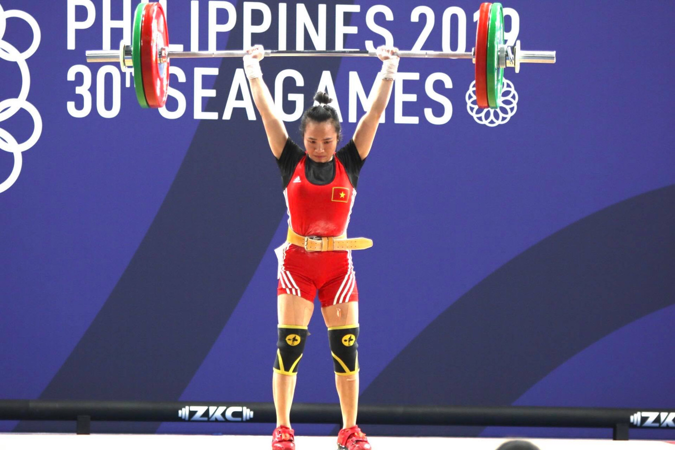 SEA Games ngày 1/12: Cử tạ lập cú đúp HCV cho Việt Nam ảnh 4