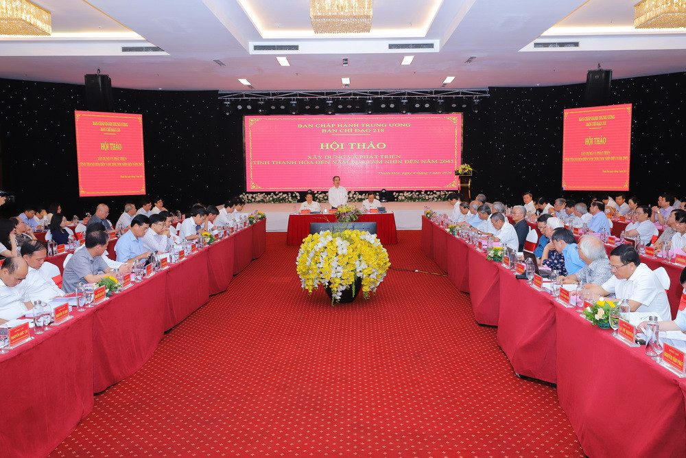Hội thảo 'Xây dựng và phát triển tỉnh Thanh Hóa đến năm 2030, tầm nhìn đến năm 2045' ảnh 2