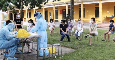 14 trường hợp cách ly tại Thanh Hoá mắc COVID-19 ảnh 1