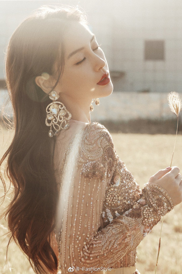 Angelababy tung bộ ảnh đẹp ngất ngây, đúng chuẩn nữ thần C-biz ảnh 4