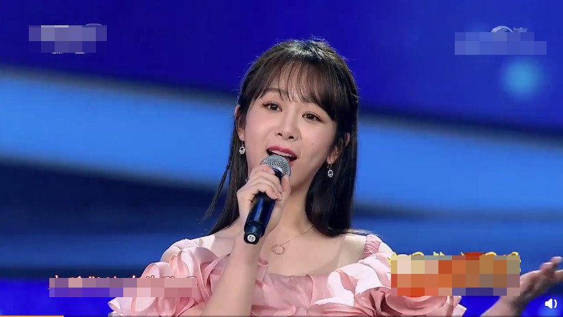 Mỹ nhân Hoa ngữ Dương Tử 'đụng hàng' Hồ Ngọc Hà, ảnh thực gây thất vọng ảnh 11