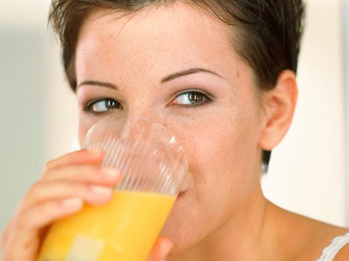 Nước cam bổ vô cùng nhưng dễ 'sinh độc' nếu uống theo những cách này ảnh 1