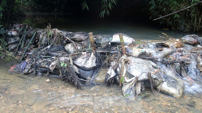 Nước sông Đà cấp cho Hà Nội nhiễm styren: Khuyến cáo không dùng để ăn, uống ảnh 4