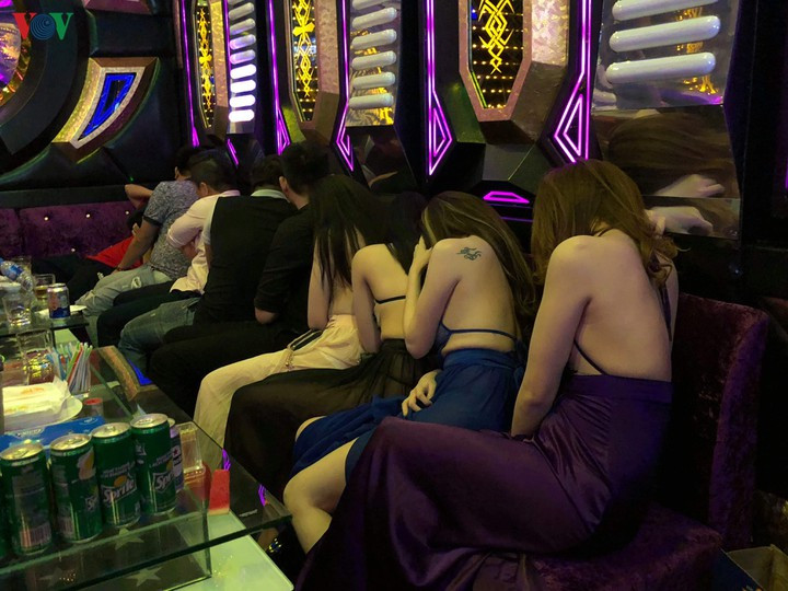 Chủ tịch Hà Nội: Vướng mắc cải tạo chung cư cũ, phải báo cáo Chính phủ ảnh 3