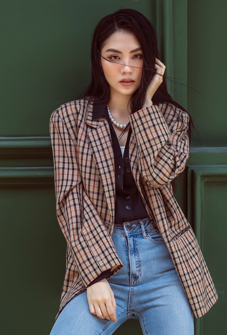 Hoa khôi ĐH Đồng Nai dự thi hoa hậu: Mặt xinh, tiếng Anh 'đỉnh' lại còn biết đàn hát ảnh 4