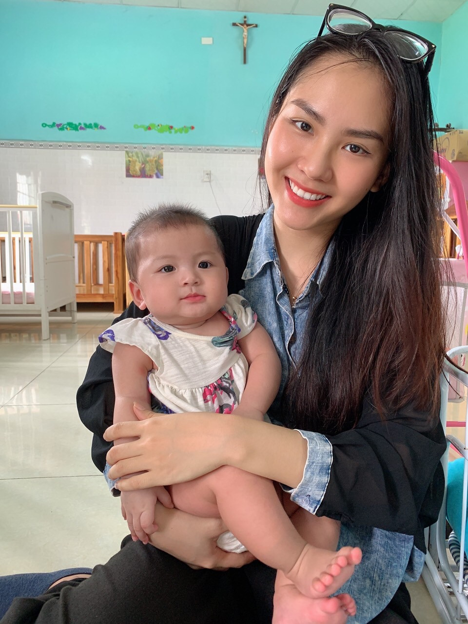 Hoa khôi ĐH Đồng Nai dự thi hoa hậu: Mặt xinh, tiếng Anh 'đỉnh' lại còn biết đàn hát ảnh 7