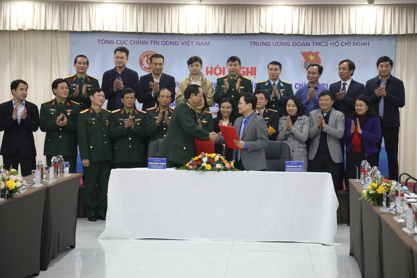 Xây dựng 'thế trận lòng dân' vững chắc trong các bạn trẻ ảnh 3