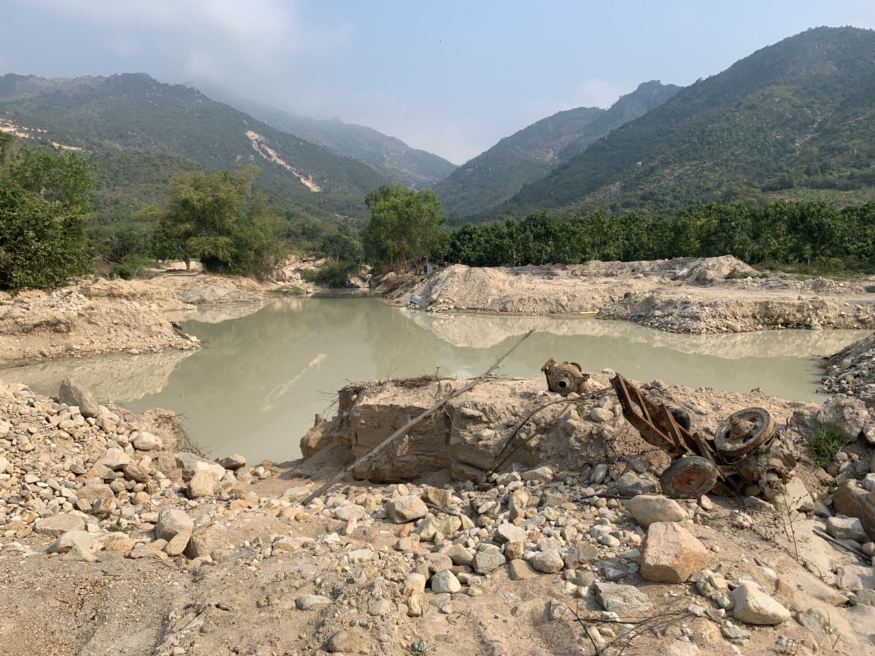 Khánh Hoà: Khai thác tài nguyên trái phép tràn lan, địa phương bỏ lơ? ảnh 1
