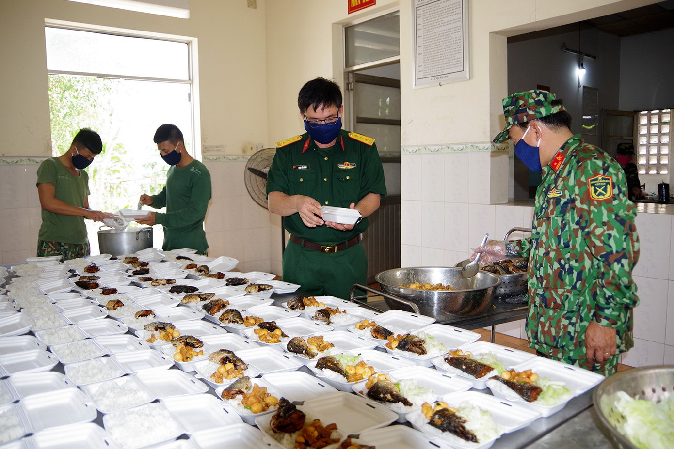 Bên trong khu cách ly 119 du học sinh về từ Hàn Quốc ở Khánh Hoà ảnh 4