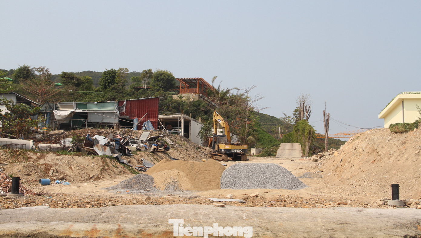 Khánh Hoà chỉ đạo khẩn xử lý vi phạm xây dựng tại Khu du lịch đảo Hòn Tằm ảnh 8