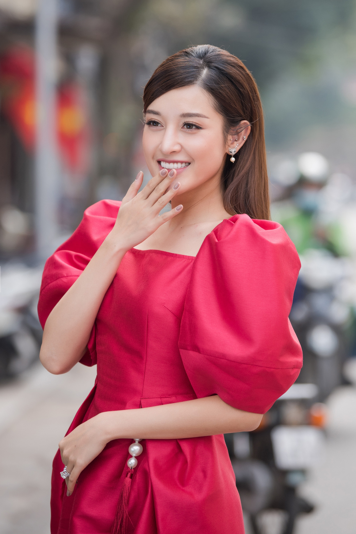 Huyền My chia sẻ về chuyện tình cảm ngày Valentine: Sẽ không yêu người trong giới showbiz! ảnh 5