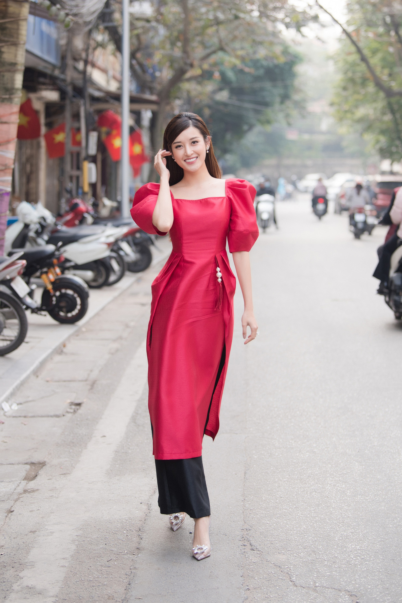 Huyền My chia sẻ về chuyện tình cảm ngày Valentine: Sẽ không yêu người trong giới showbiz! ảnh 3