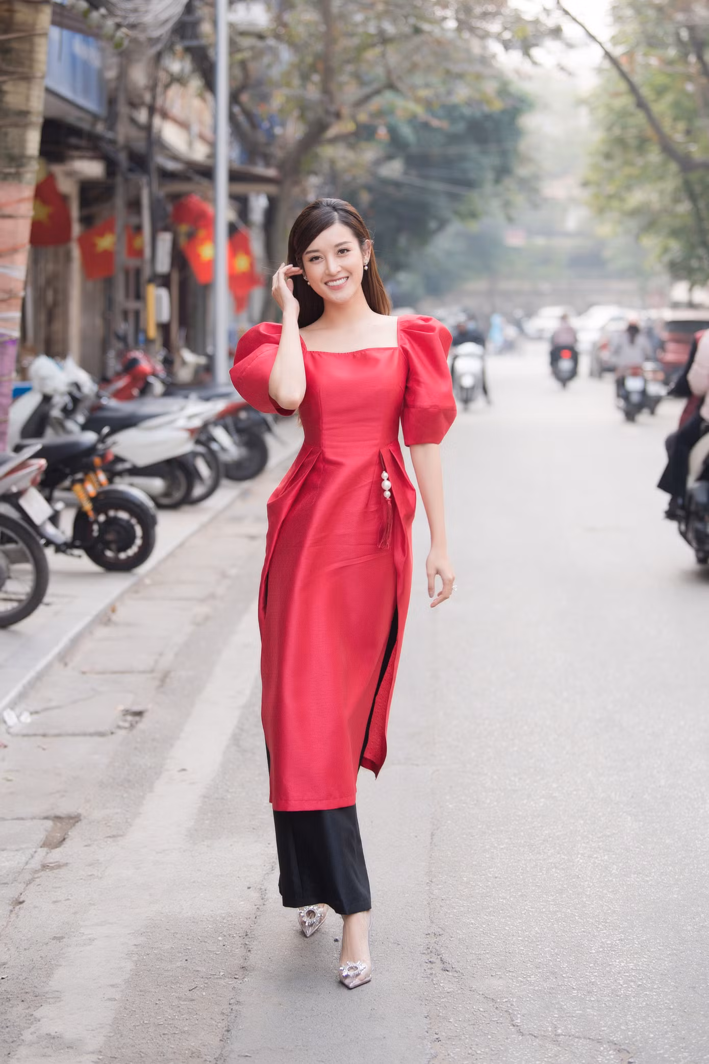 Huyền My chia sẻ về chuyện tình cảm ngày Valentine: Sẽ không yêu người trong giới showbiz! ảnh 3