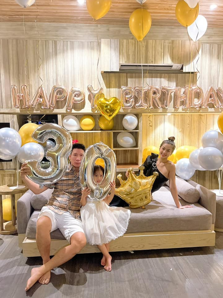 Á hậu Diễm Trang đón Tết cùng con gái ở Sài Gòn, không thể đoàn tụ cùng chồng vì dịch bệnh ảnh 5