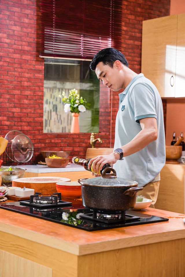 Tạm đóng cửa hàng, Quốc Trường mất tiền tỷ mỗi ngày và 4000 sinh viên mất việc ảnh 2