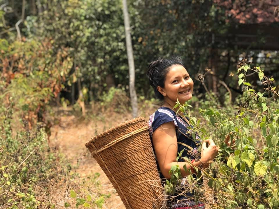 Cuộc sống của 'Nữ hoàng cảnh nóng' Việt thời COVID-19 ra sao? ảnh 2