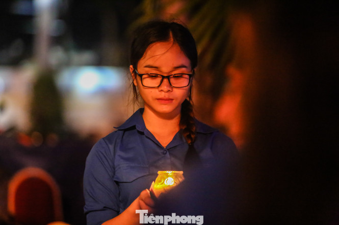 Bí thư Thành ủy Hà Nội thắp hương tri ân các anh hùng liệt sĩ ảnh 14