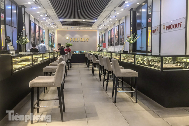 Phố vàng Hà Nội đìu hiu giữa 'cơn bão' giá lịch sử ảnh 8