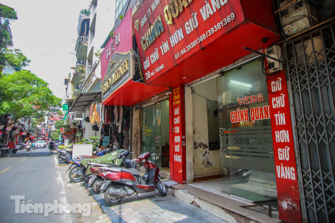 Phố vàng Hà Nội đìu hiu giữa 'cơn bão' giá lịch sử ảnh 4