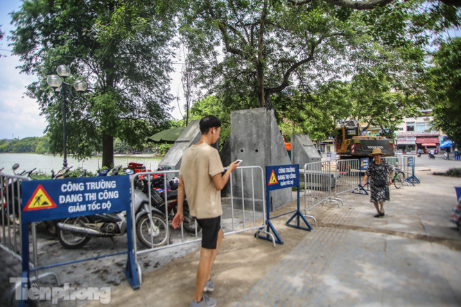 Cận cảnh 3 mũi thi công ngày đêm chỉnh trang, kè hồ Hoàn Kiếm ảnh 7