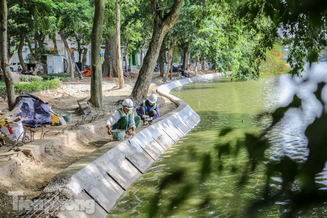 Hợp 3 mũi thi công, kè hồ Hoàn Kiếm chuẩn bị 'về đích' ảnh 12