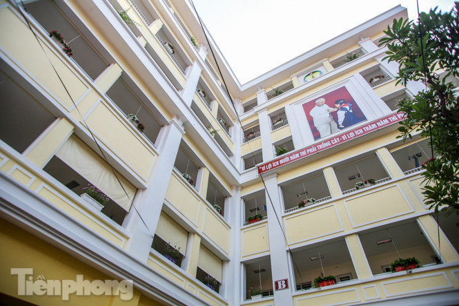 Gắn biển công trình tiểu học, vườn hoa hiện đại bậc nhất Thủ đô ảnh 5