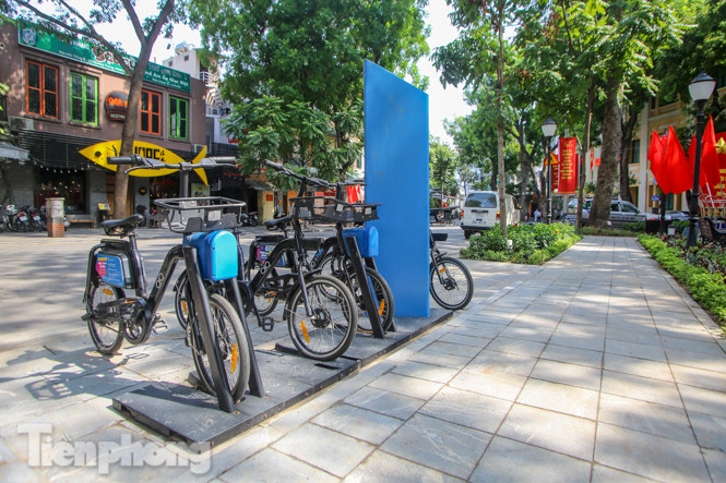 Gắn biển công trình tiểu học, vườn hoa hiện đại bậc nhất Thủ đô ảnh 10