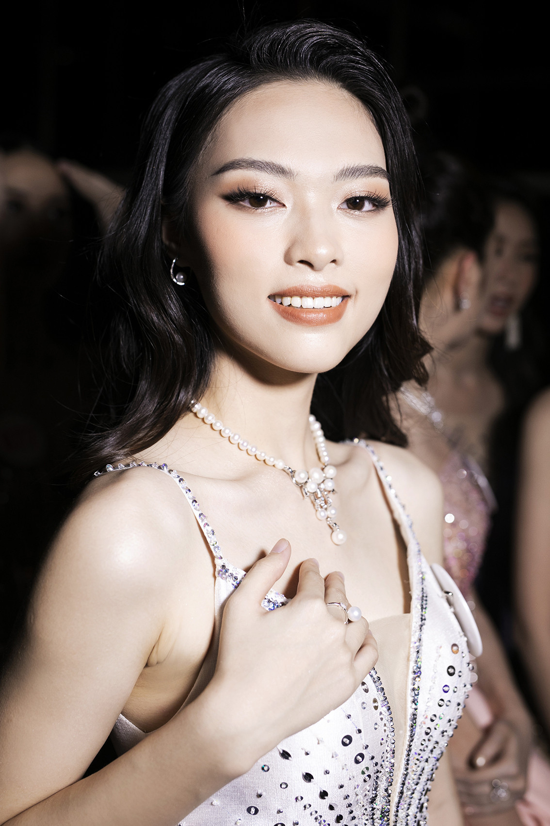 Dàn thí sinh xinh đẹp của Hoa hậu Việt Nam 2020 đọ thần thái 'đỉnh cao' trong hậu trường ảnh 13