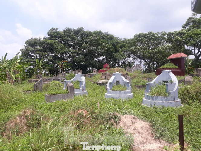 Di dời mộ để làm KCN ở Bắc Ninh: Người dân đề nghị được đối thoại ảnh 1