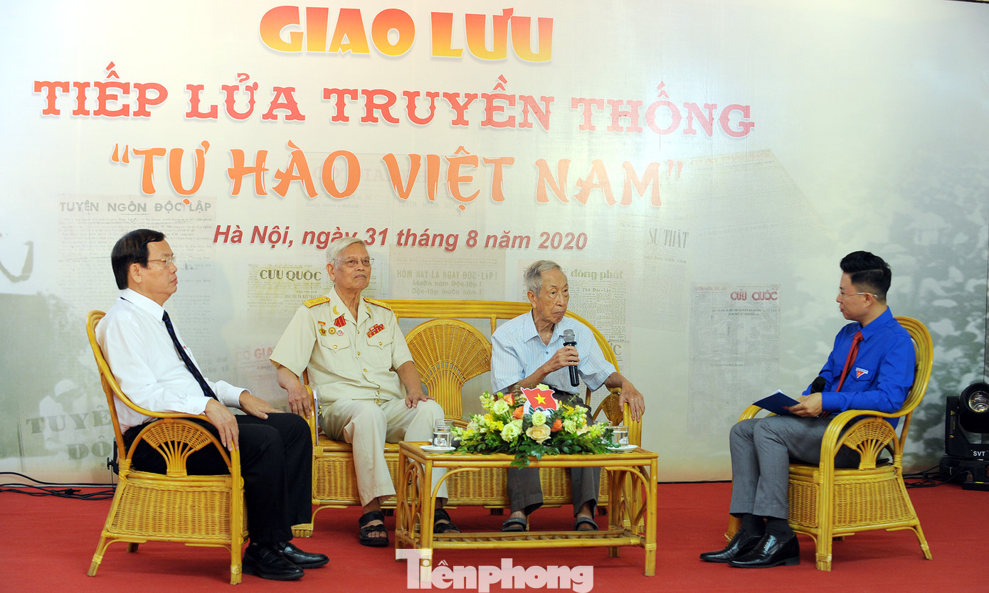 Thi đua tự hào tiến bước dưới cờ Đảng ảnh 3