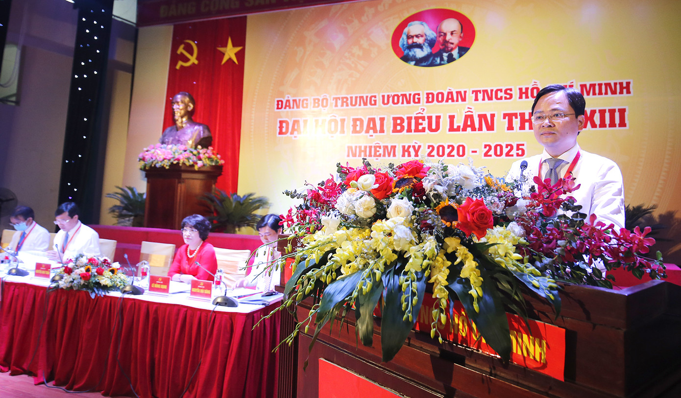 Xây dựng cán bộ, đảng viên bản lĩnh, trong sáng, tiên phong, gương mẫu ảnh 1