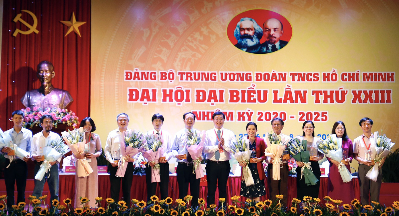 Kiên quyết đấu tranh chống tham nhũng, lãng phí ảnh 4