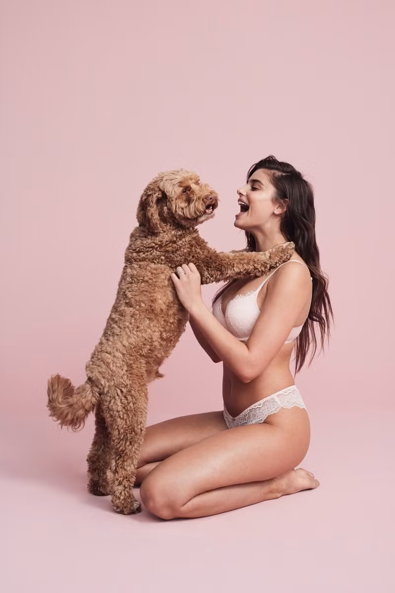 Victoria's Secret tung nội y Valentine với dàn mẫu xinh như mộng ảnh 21