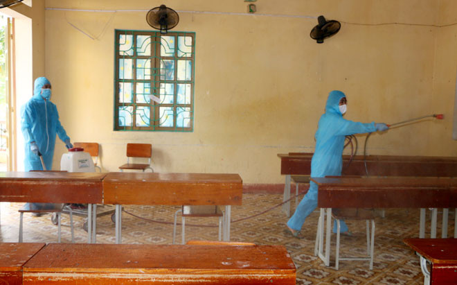 Yên Bái: Phun khử khuẩn 100% điểm thi tốt nghiệp THPT năm 2020 ảnh 3