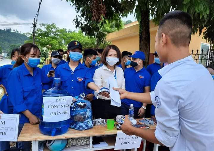 Cập nhật đề, đáp án thi tốt nghiệp THPT sáng nay ảnh 34