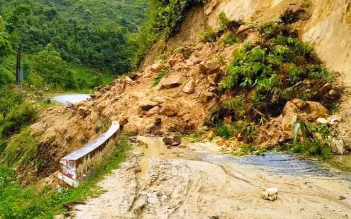 Lũ vượt báo động 2​ trên sông Chảy và​ thượng nguồn sông Hồng ảnh 1