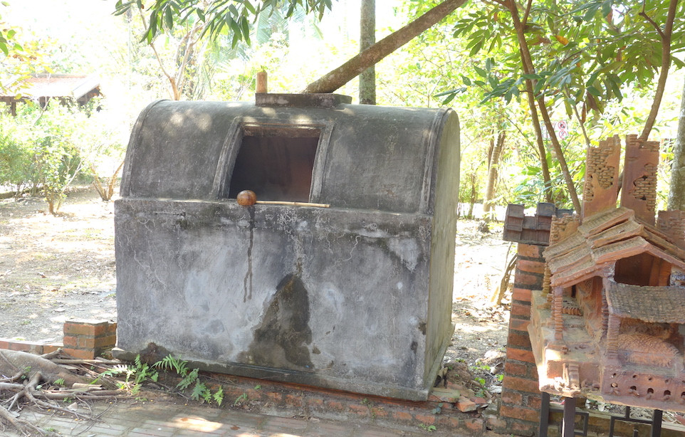 Độc đáo căn nhà truyền thống của đồng bằng Bắc bộ ở TP.HCM ảnh 7