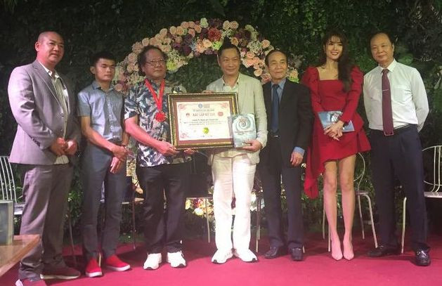 Hoa hậu Phan Thị Mơ kể chuyện phải ngâm nước đá để đóng cảnh 'nóng' trong 'Kiều @' ảnh 2