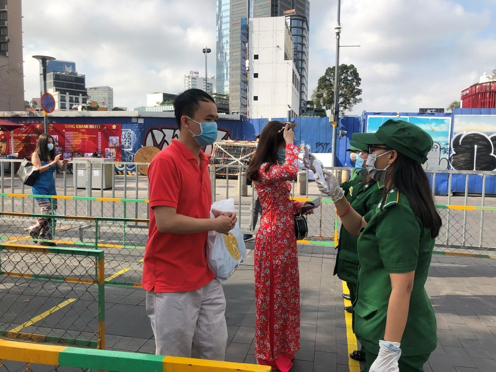 17h chiều nay, Đường hoa Nguyễn Huệ sẽ đóng cửa để thu dọn ảnh 1