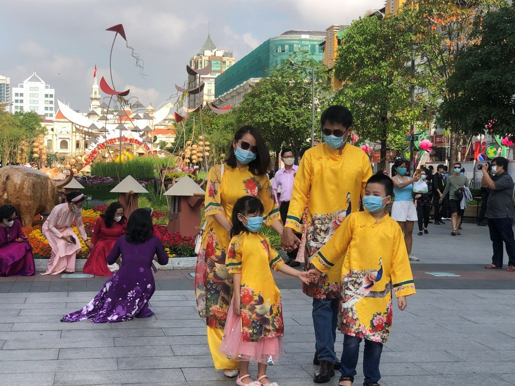 17h chiều nay, Đường hoa Nguyễn Huệ sẽ đóng cửa để thu dọn ảnh 3