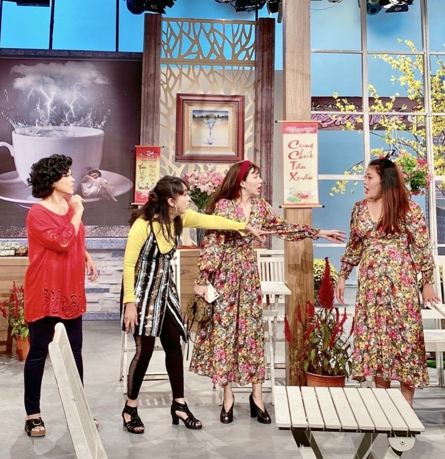 Cười thả ga với 3 chùm tiểu phẩm hài trên HTV dịp Tết ảnh 3